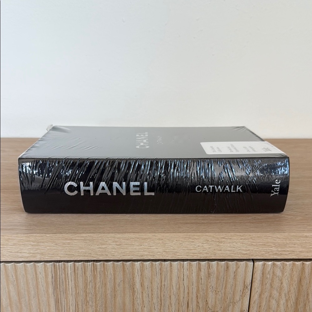 CHANEL Catwalk Book with Black and White Cover